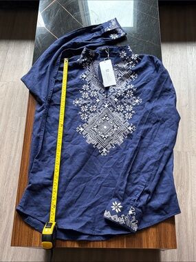Men’s boho Navy Long-Sleeve Top
